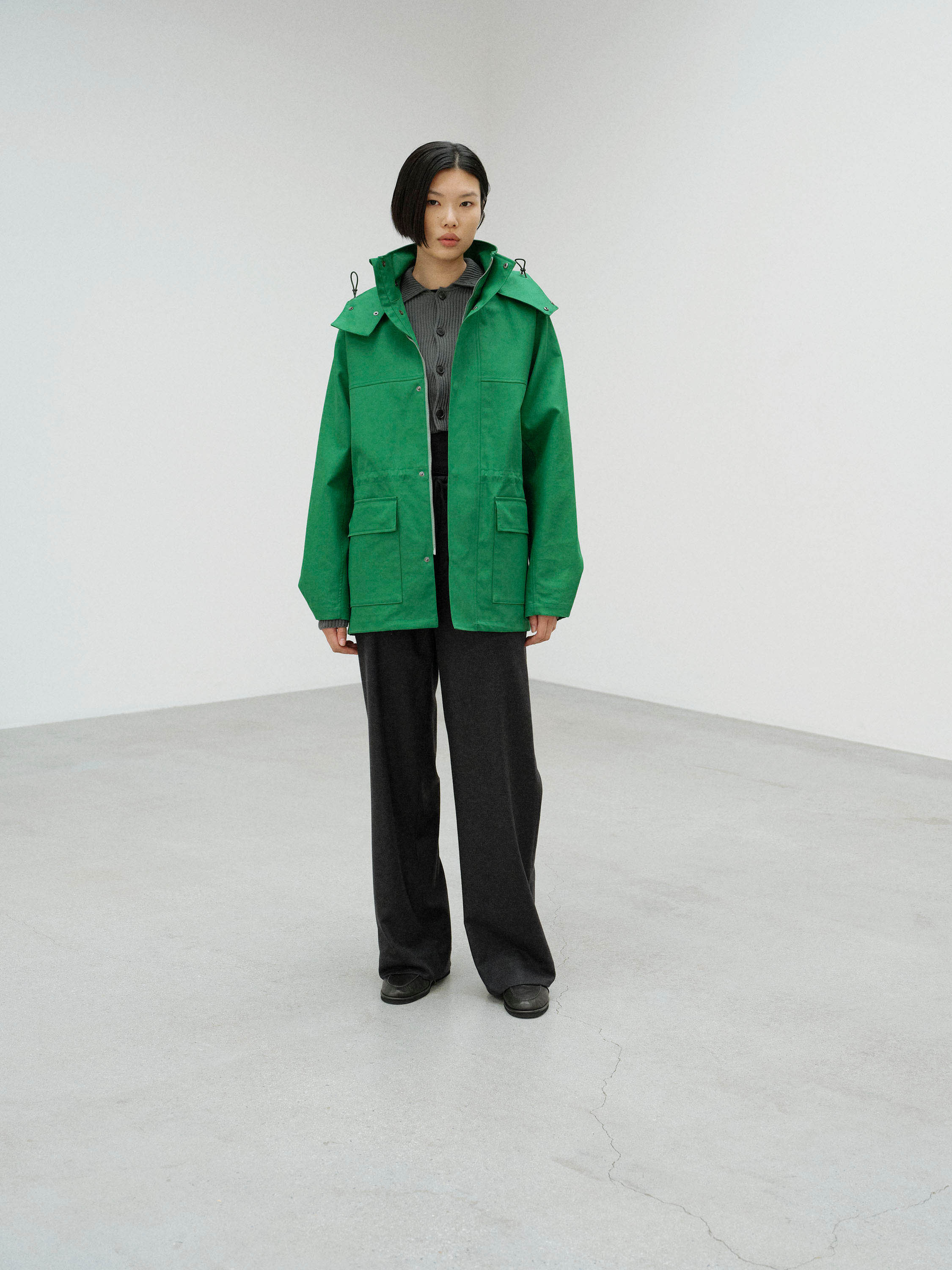 HIGH-DENSITY BONDED COTTON GABARDINE BLOUSON 詳細画像 GREEN 2