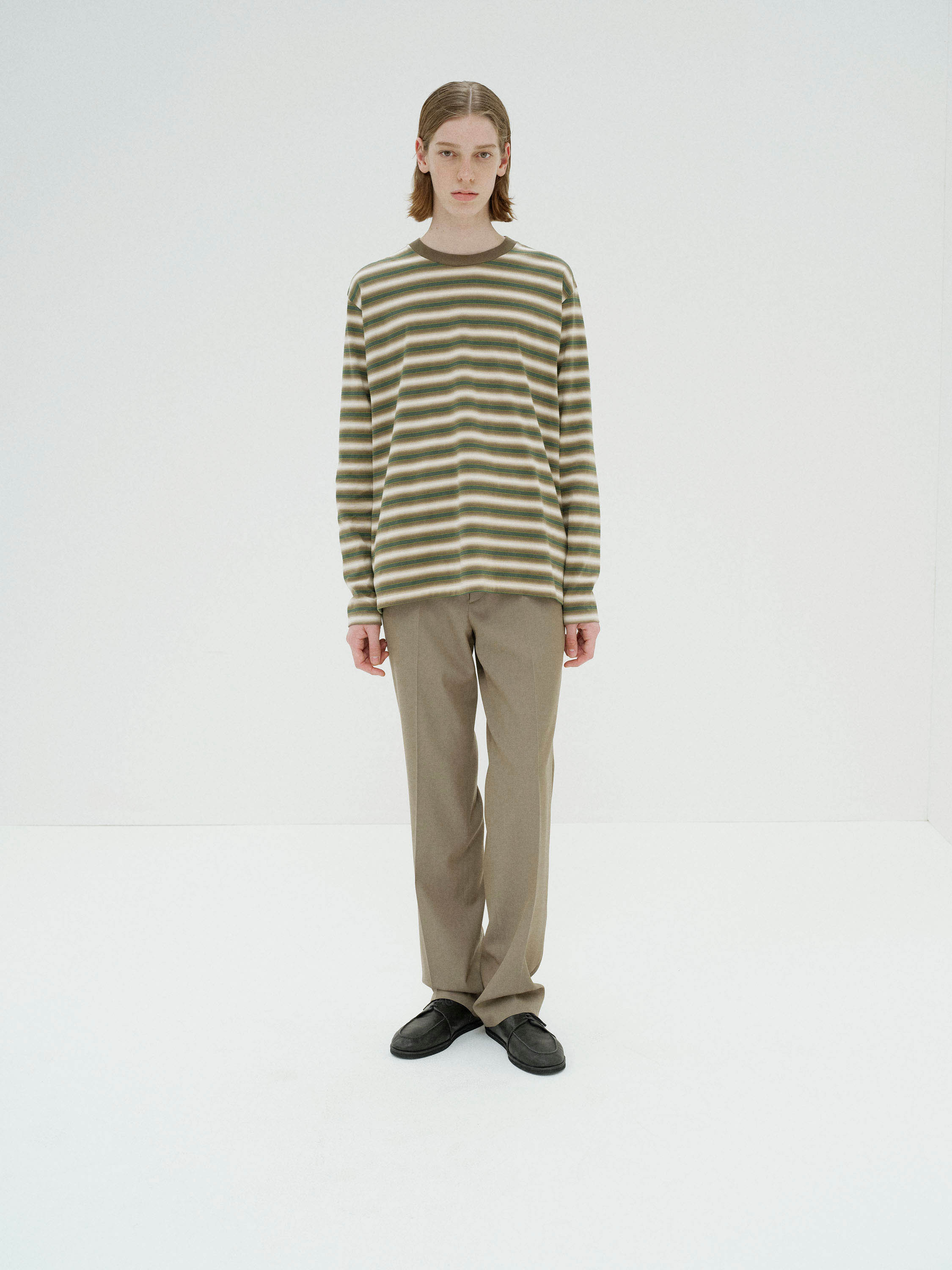 LIGHT WOOL MAX GABARDINE SLACKS 詳細画像 KHAKI CHAMBRAY 1