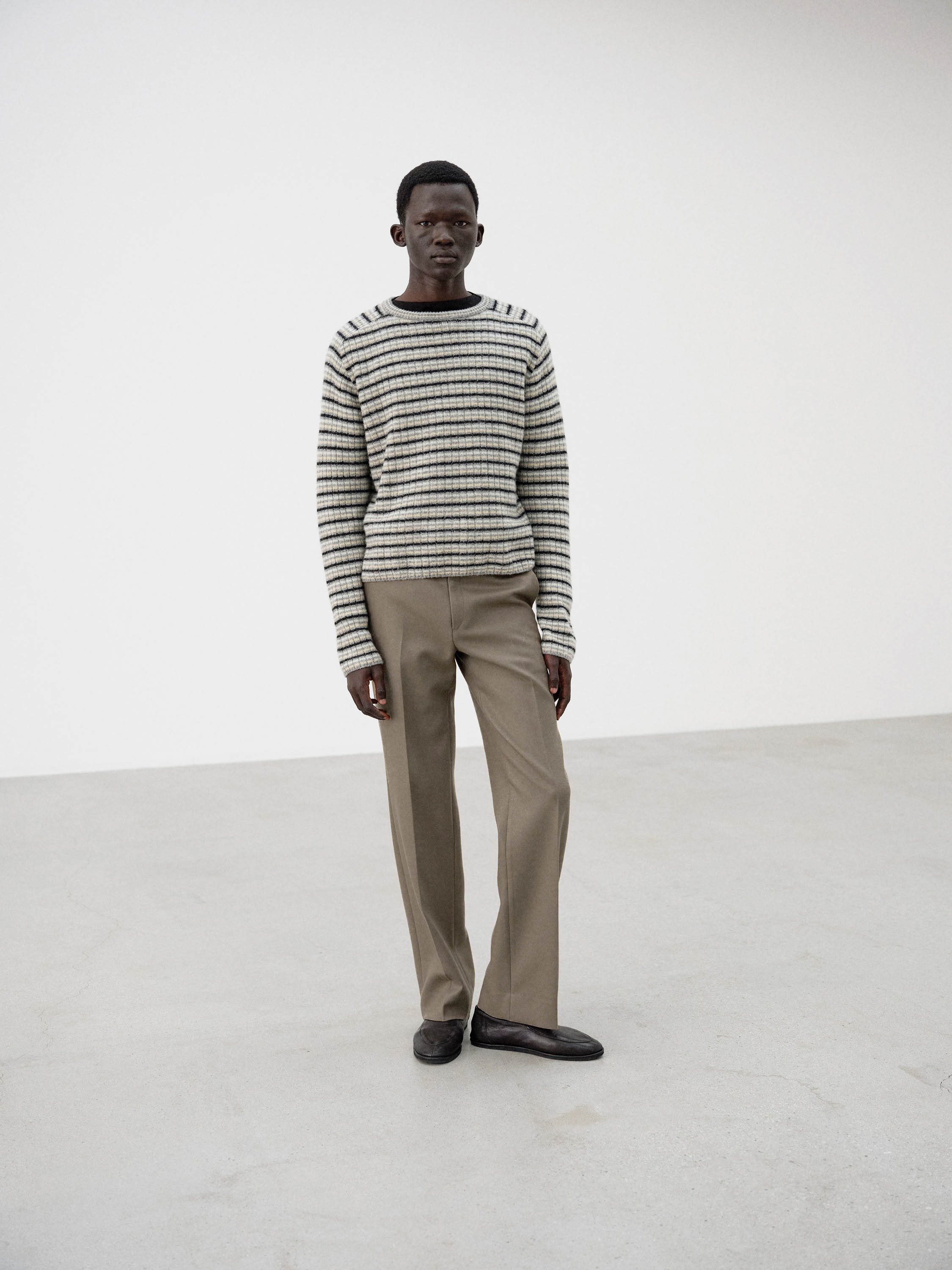 LIGHT MELTON NARROW SLACKS 詳細画像 KHAKI BROWN 1