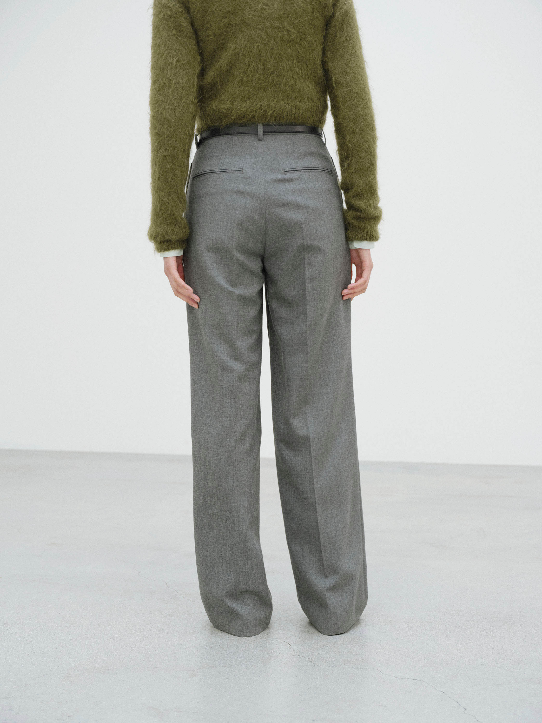 BLUEFACED WOOL TWO-TUCK SLACKS 詳細画像 GRAY STRIPE 4
