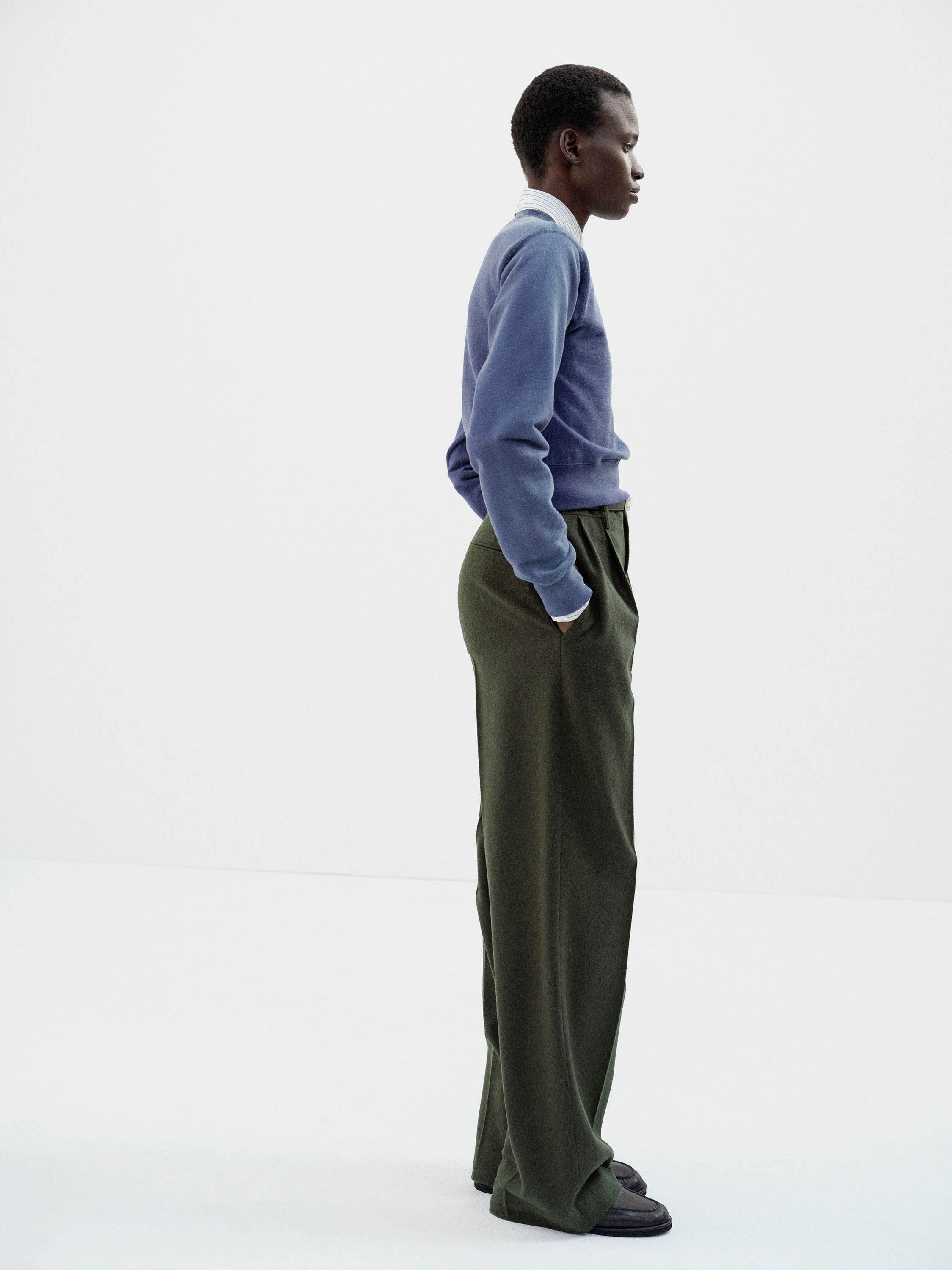 BABY CAMEL FLANNEL TWO-TUCK SLACKS 詳細画像 DARK OLIVE 4