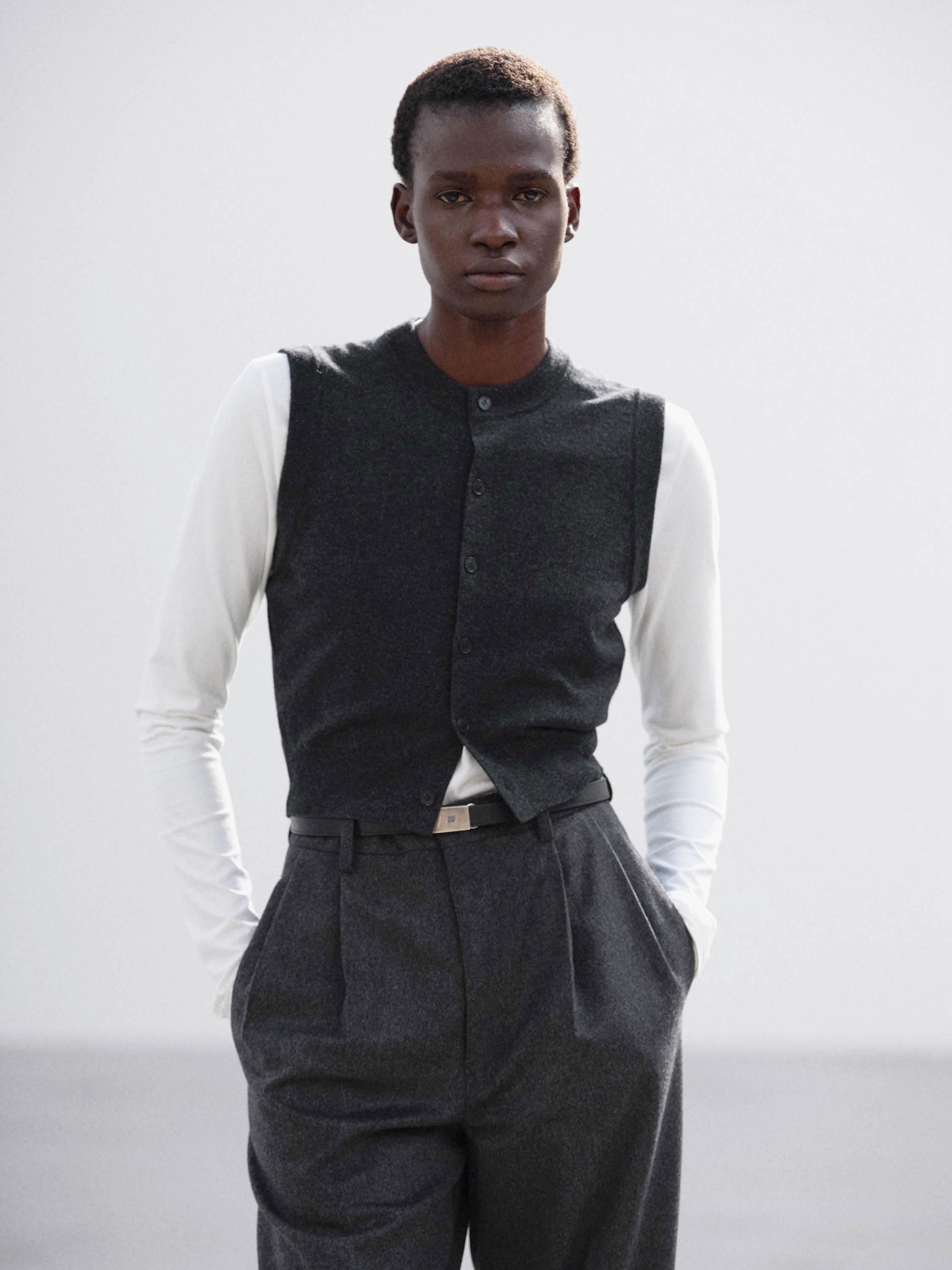 HIGH TWIST WOOL KNIT VEST 詳細画像 CHARCOAL 1
