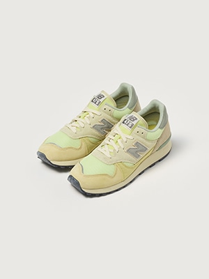 AURALEE × New Balance 475