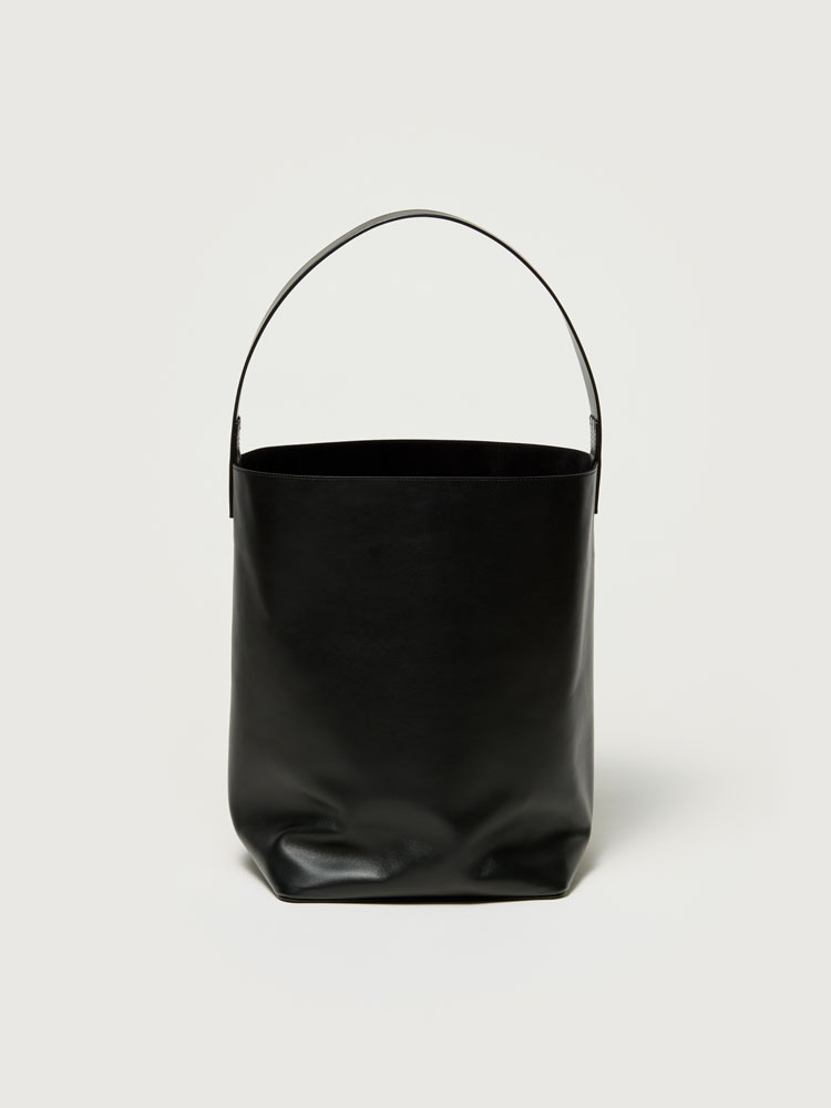 LEATHER SHOULDER BAG - M MADE BY AETA