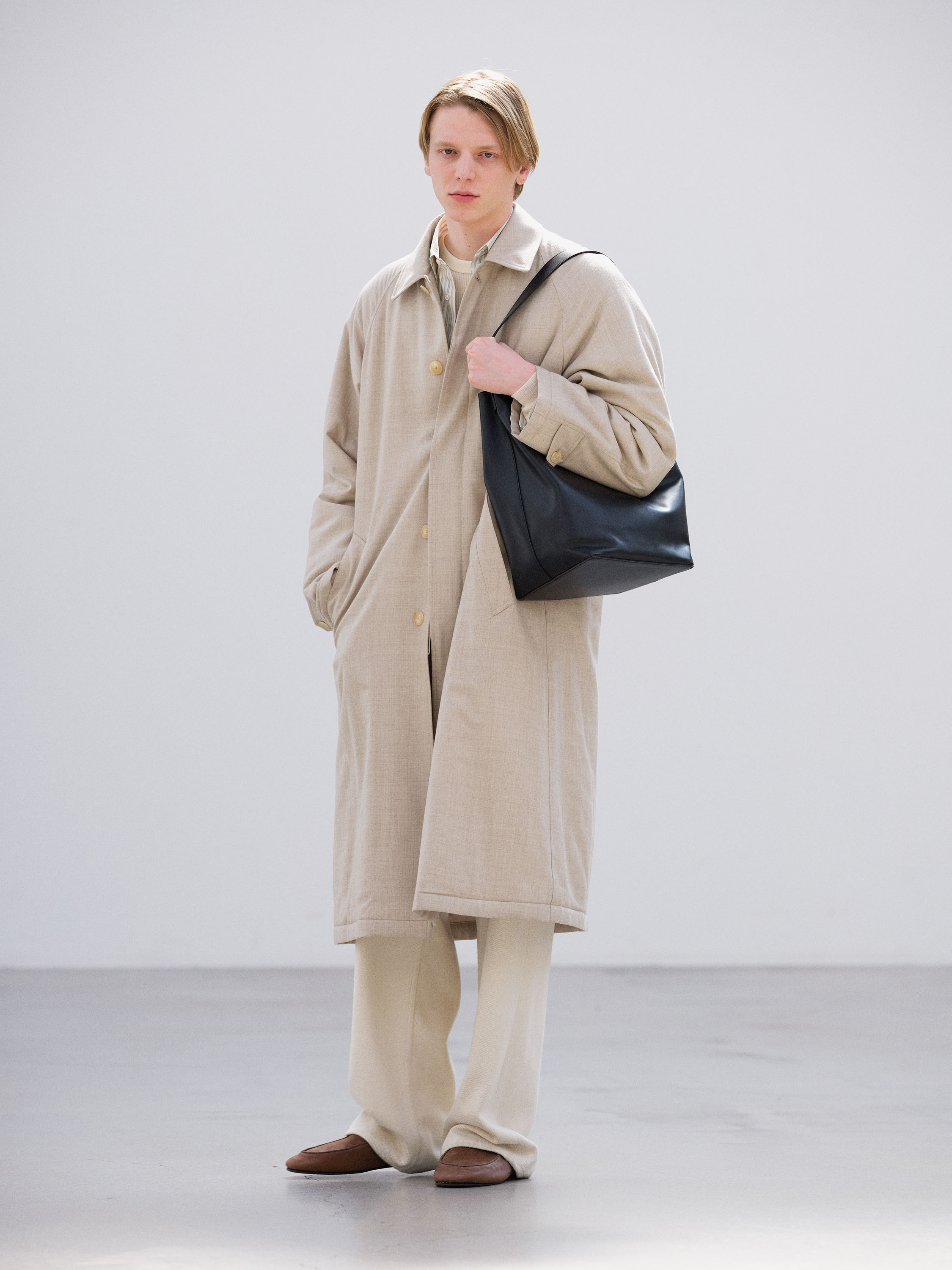 LEATHER SHOULDER BAG - M MADE BY AETA 詳細画像 BLACK 2