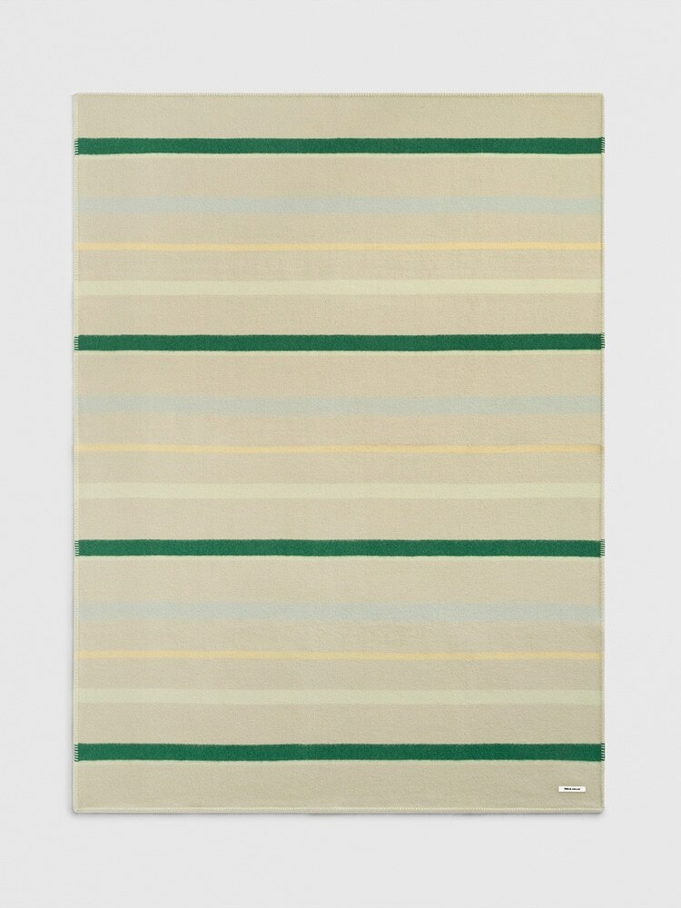 LAMBSWOOL BLANKETS