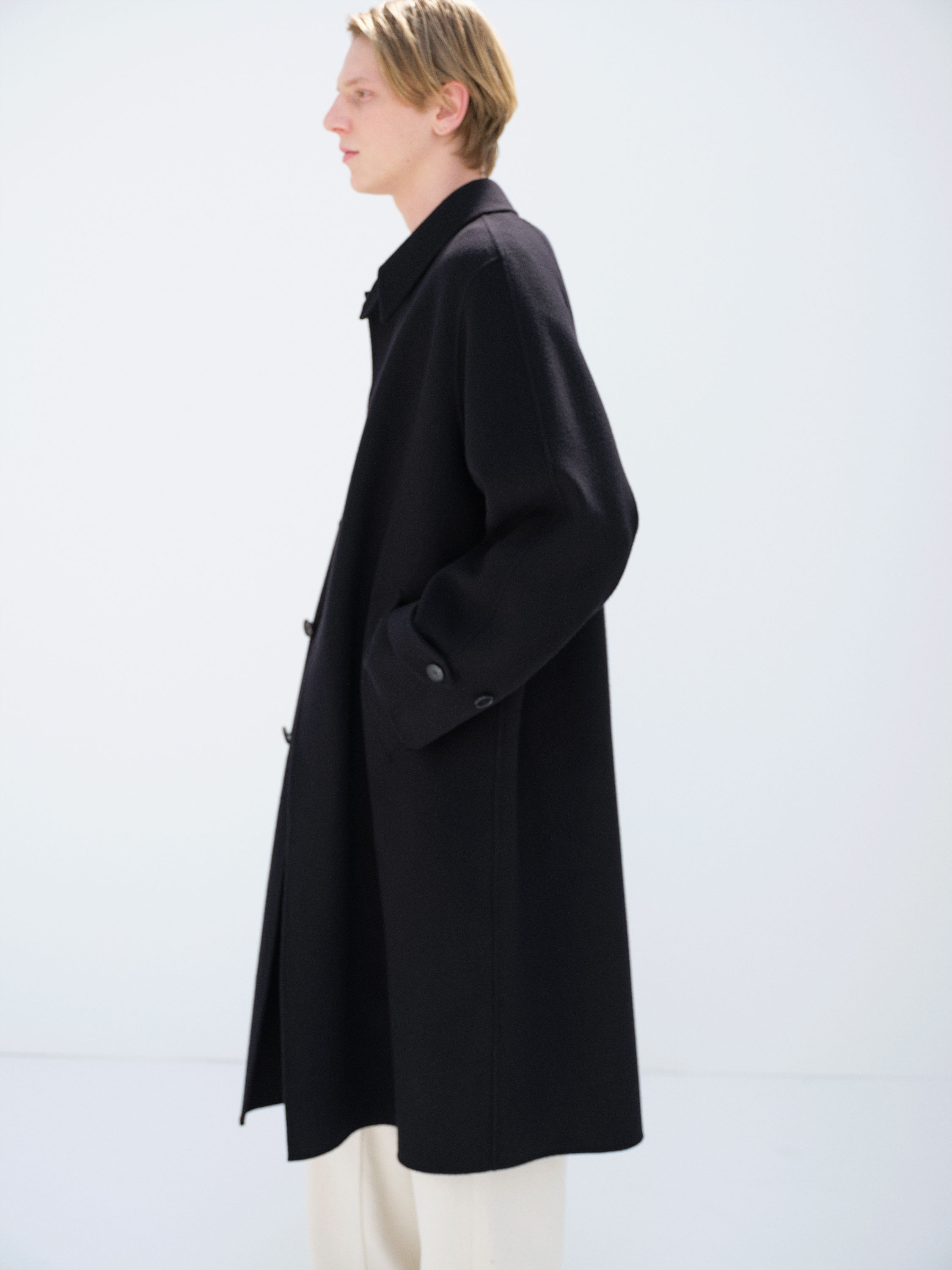 SUPER FINE WOOL MELTON HAND SEWN COAT 詳細画像 BLACK 3