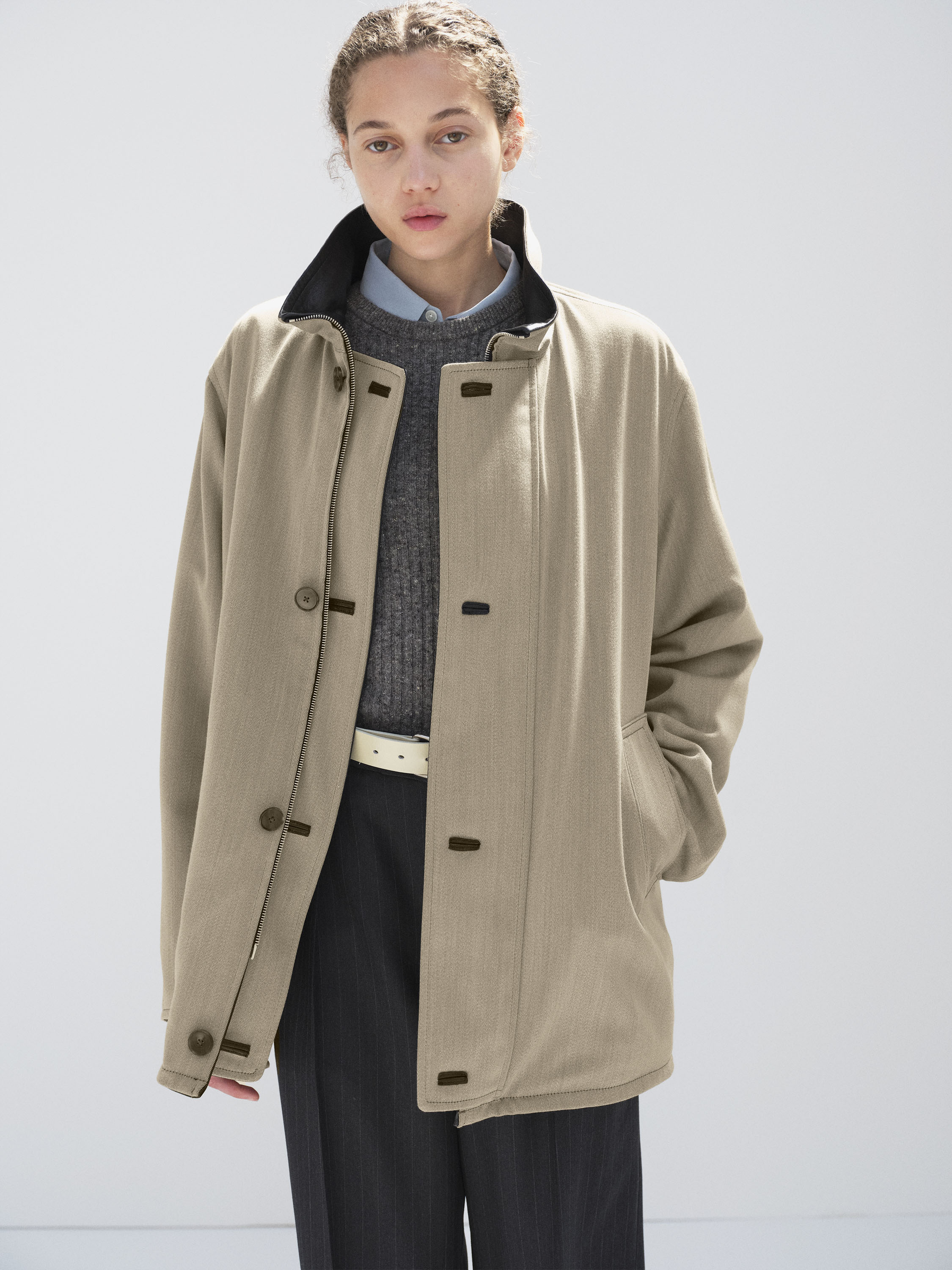 REVERSIBLE WOOL TWISTED TWILL / SHEEP LEATHER HALF COAT 詳細画像 KHAKI BEIGE CHAMBRAY × BLACK 1
