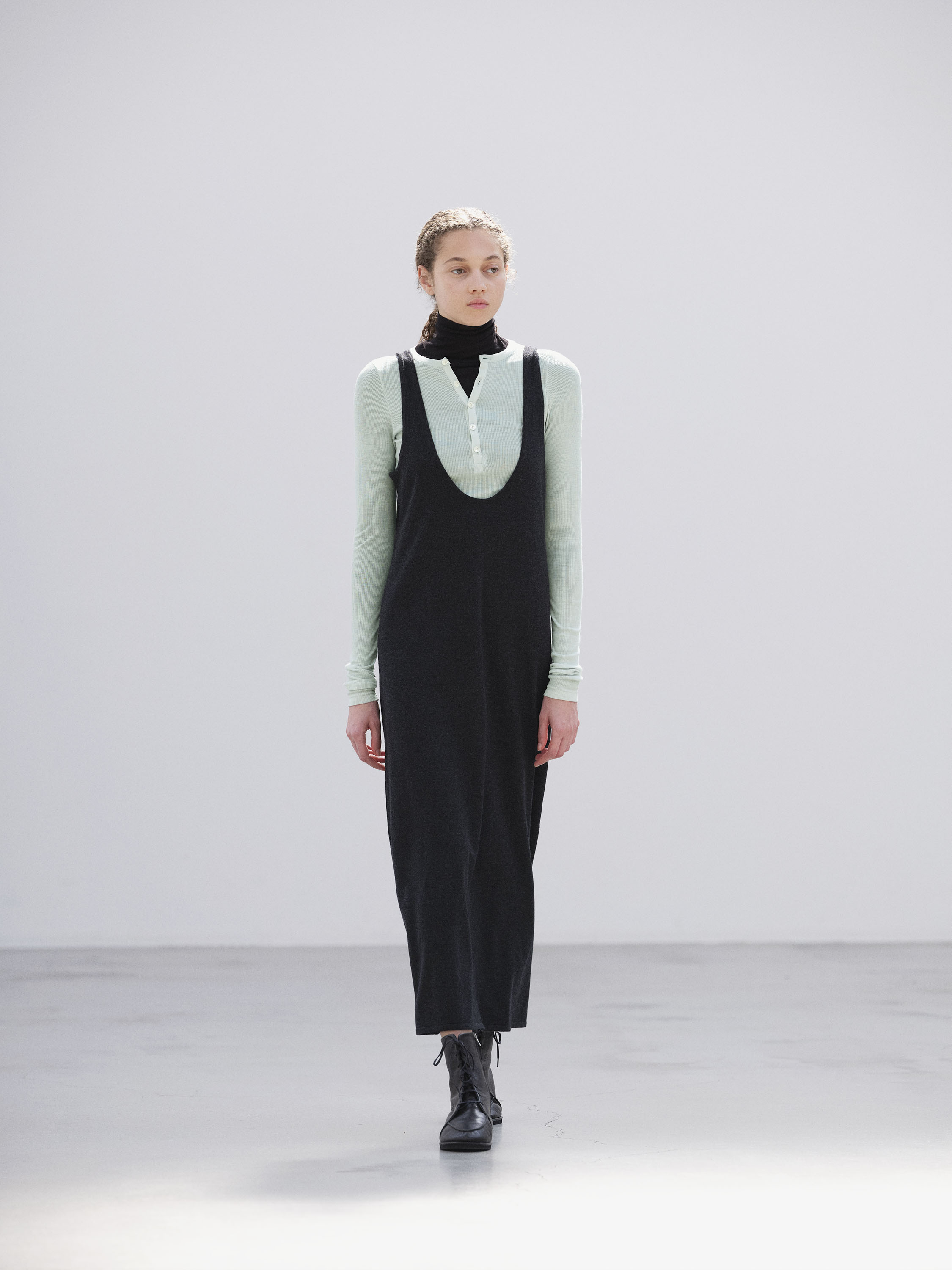 HIGH TWIST WOOL KNIT DRESS 詳細画像 CHARCOAL 1