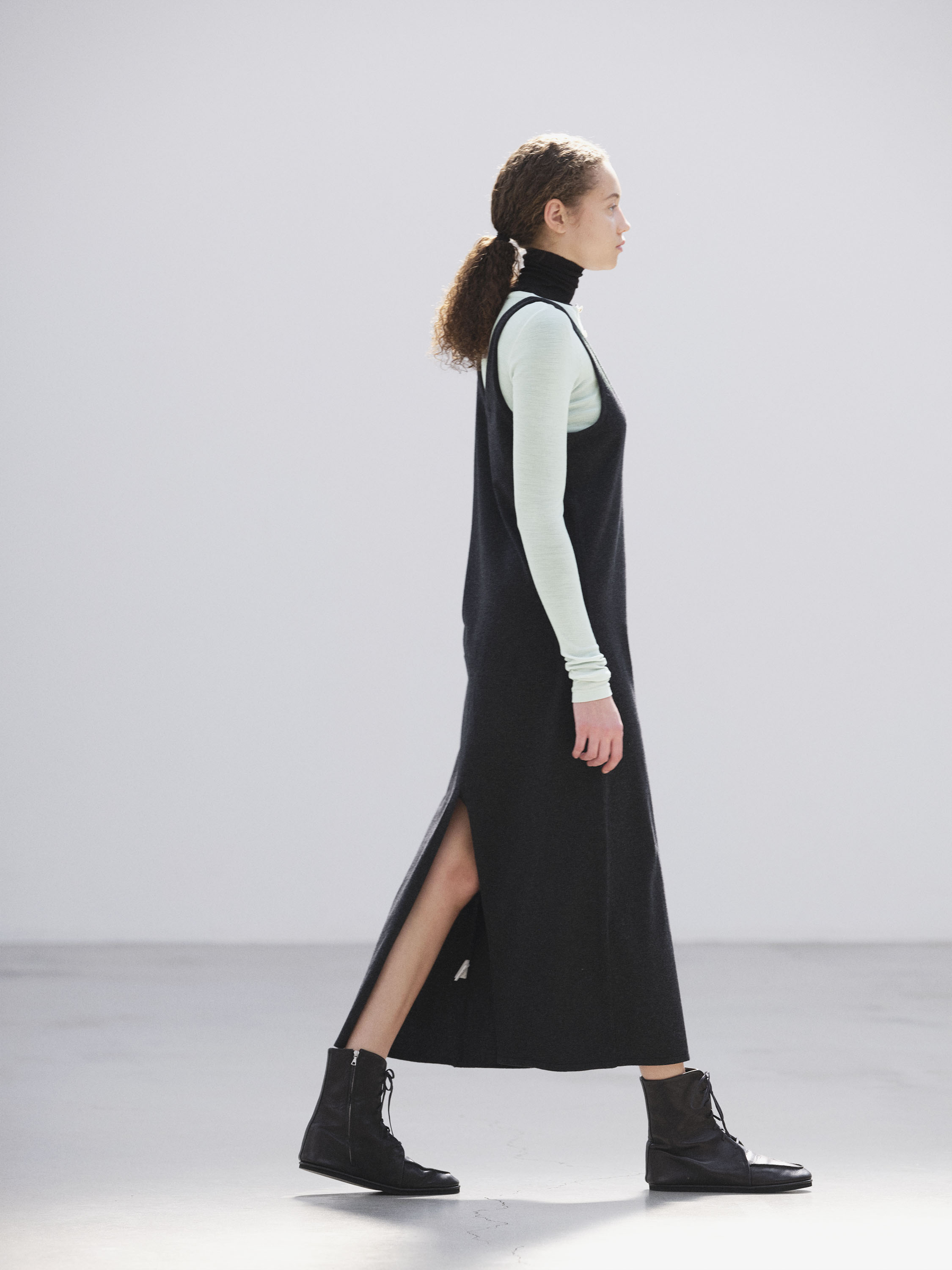 HIGH TWIST WOOL KNIT DRESS 詳細画像 CHARCOAL 2