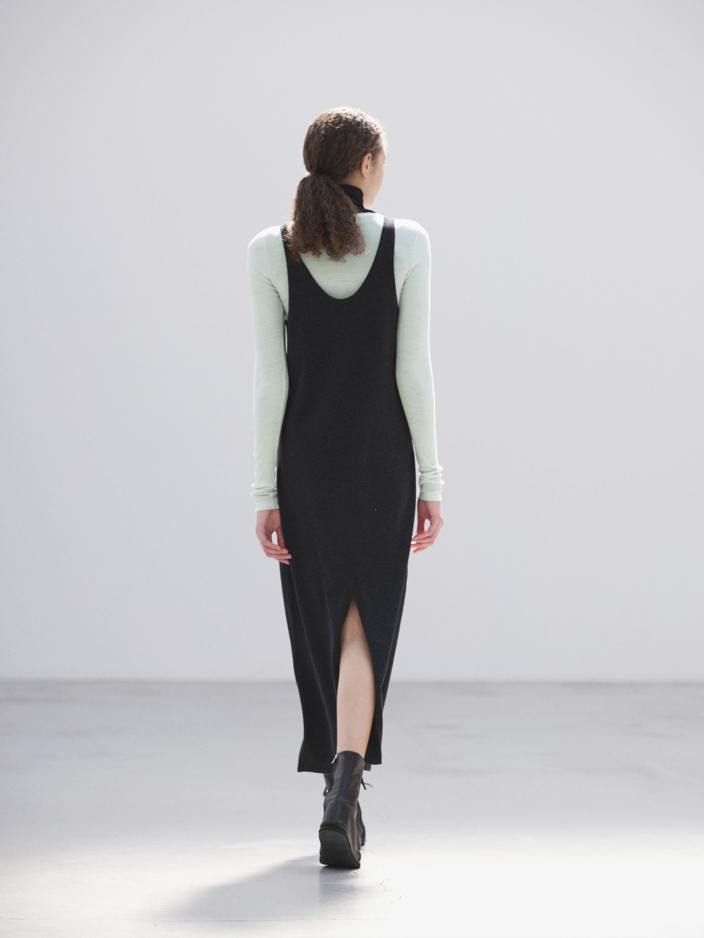 HIGH TWIST WOOL KNIT DRESS 詳細画像 CHARCOAL 4