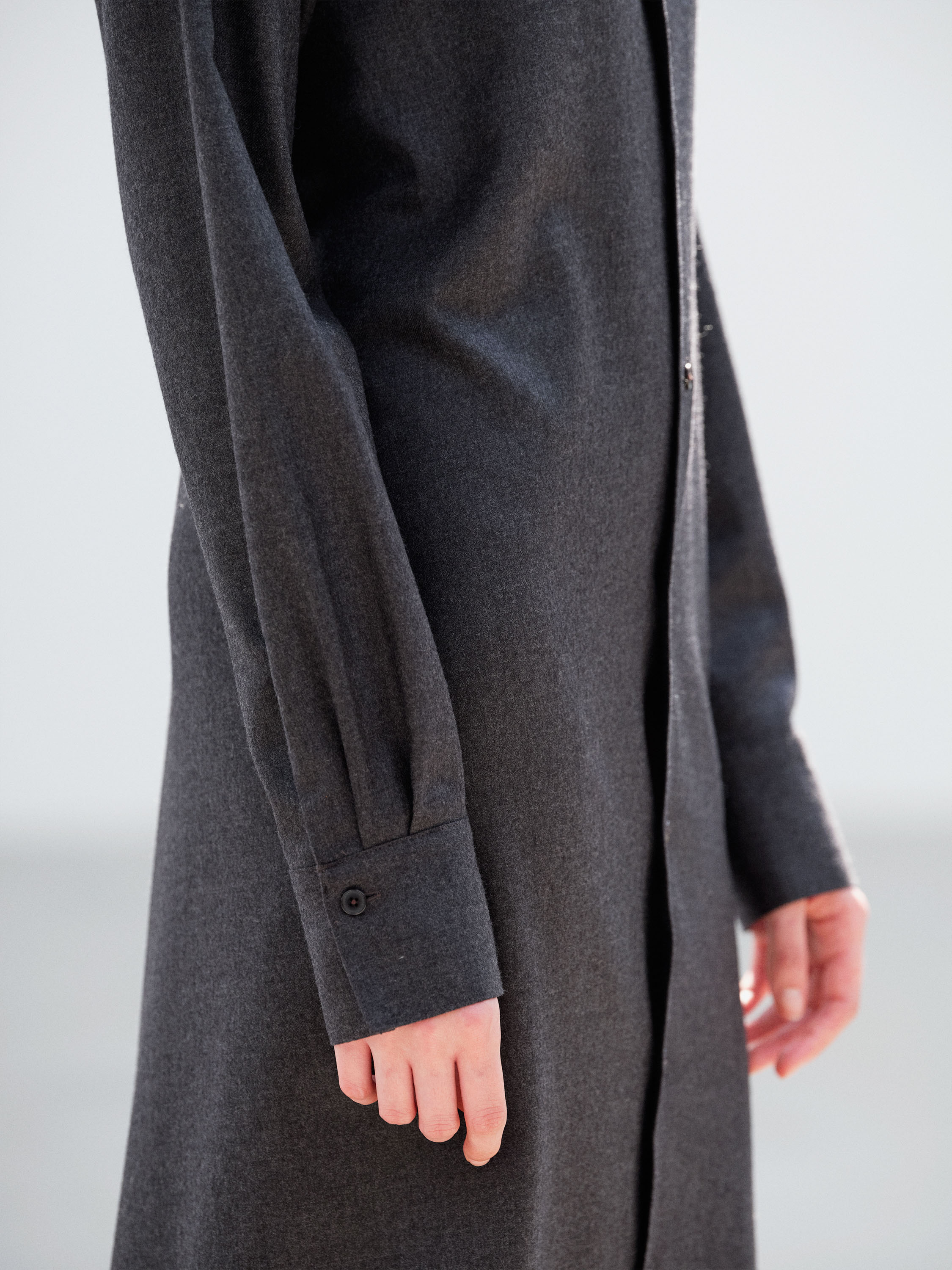 SUPER LIGHT WOOL SHIRT DRESS 詳細画像 TOP CHARCOAL 4