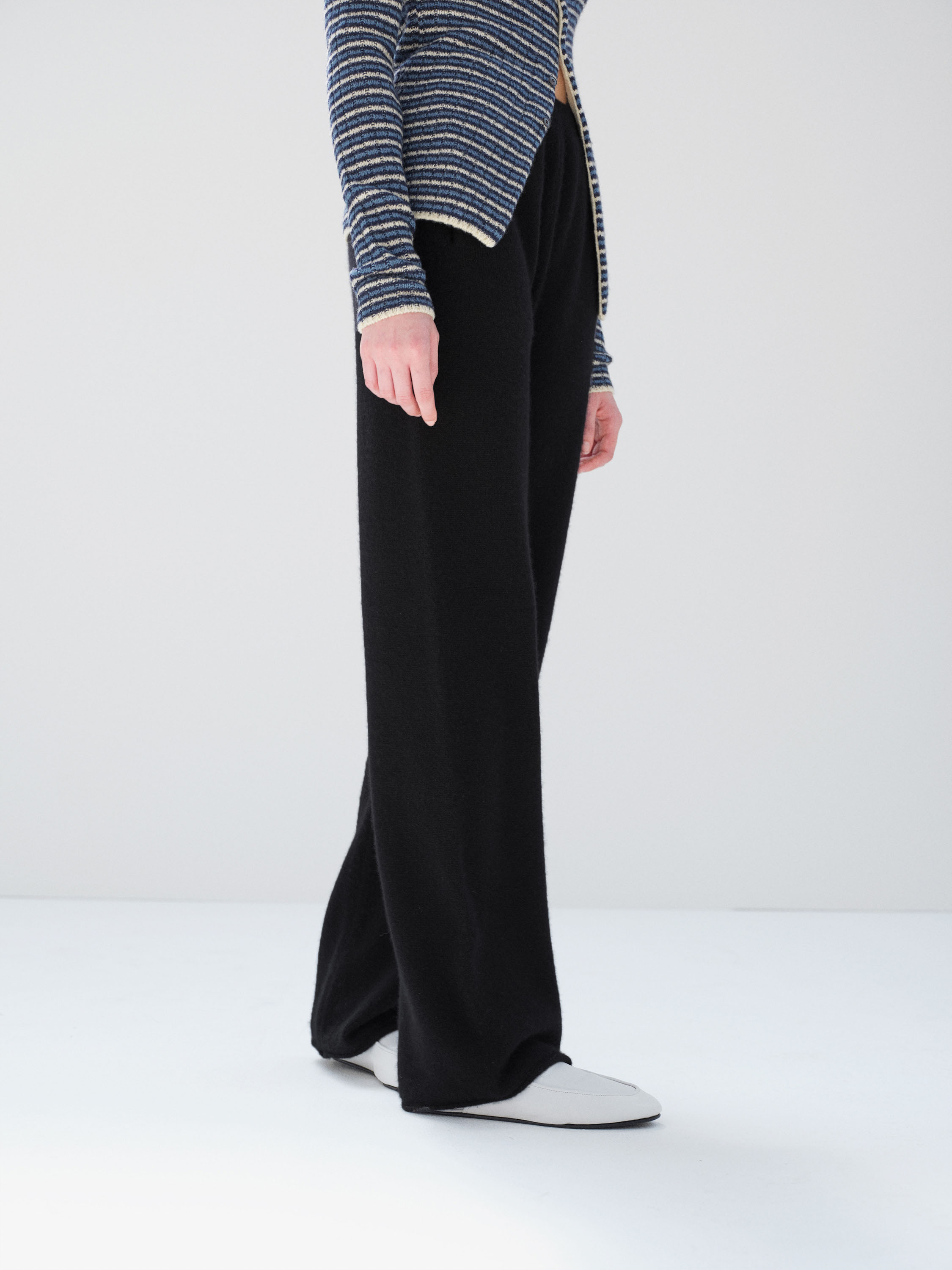 BABY CASHMERE KNIT PANTS 詳細画像 TOP BLACK 3