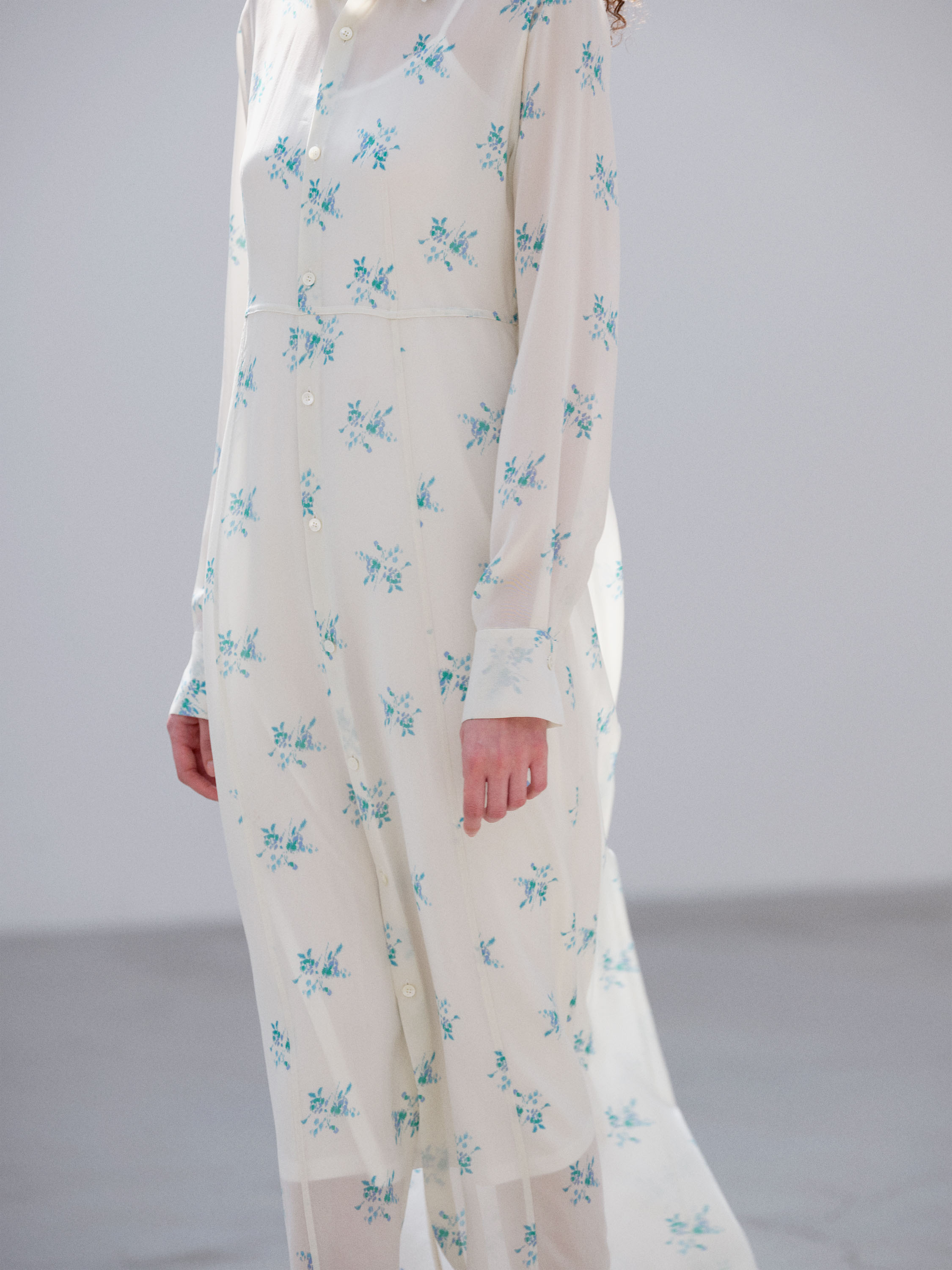PRINTED AIRY SILK GEORGETTE DRESS 詳細画像 IVORY WHITE 4