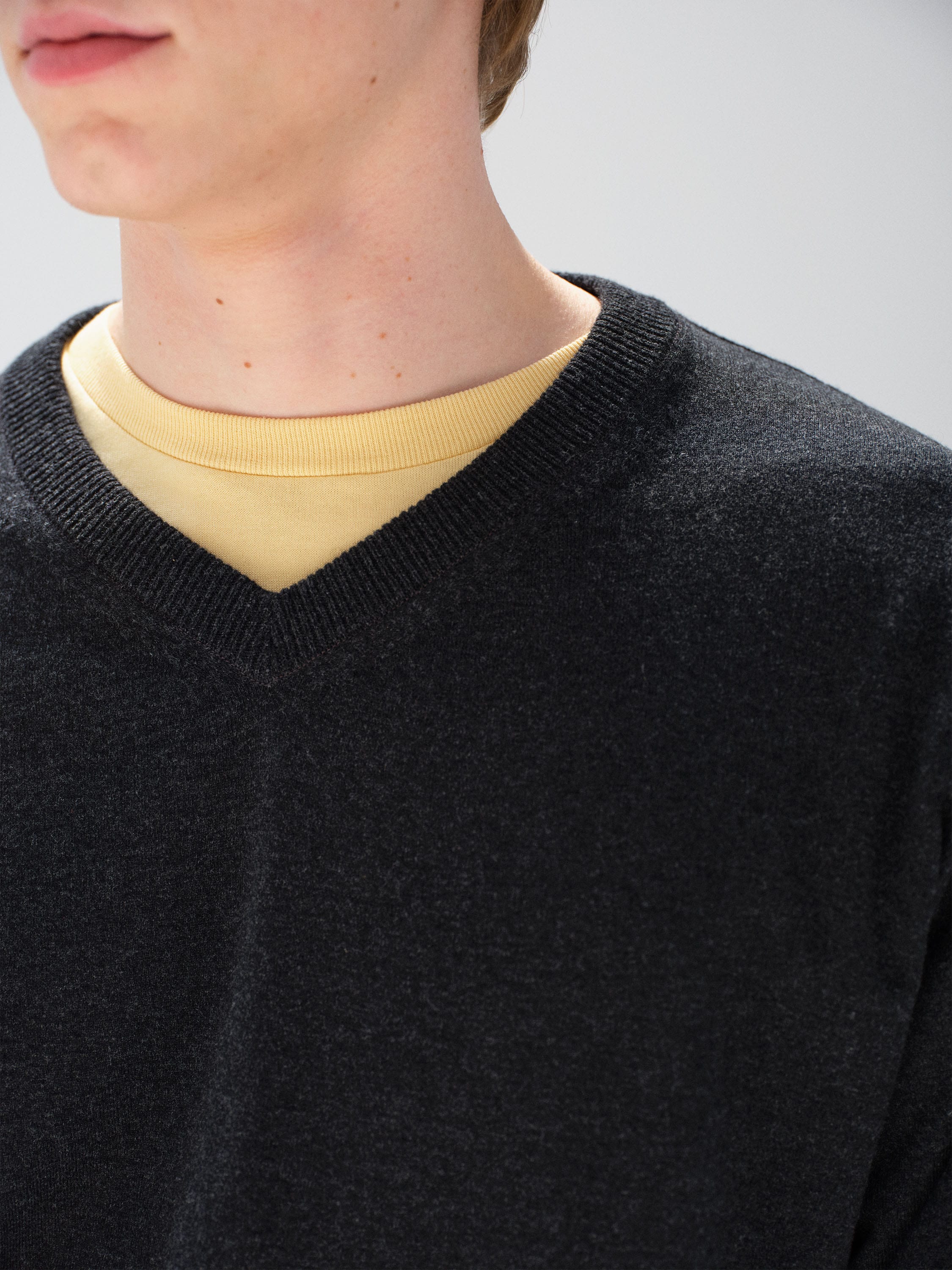 HIGH TWIST WOOL KNIT V-NECK P/O 詳細画像 CHARCOAL 2