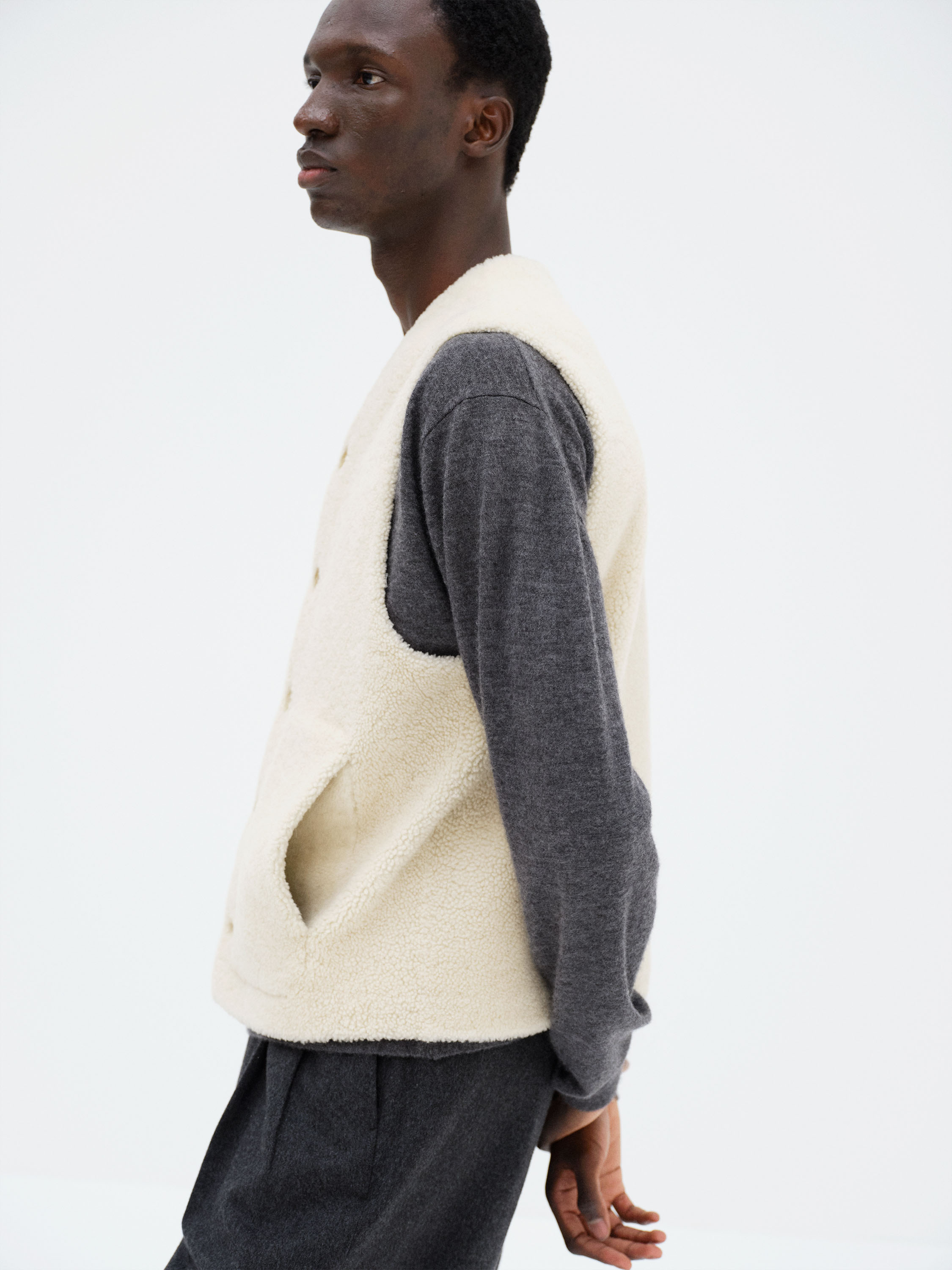 MERINO MOUTON VEST 詳細画像 IVORY LIME 4
