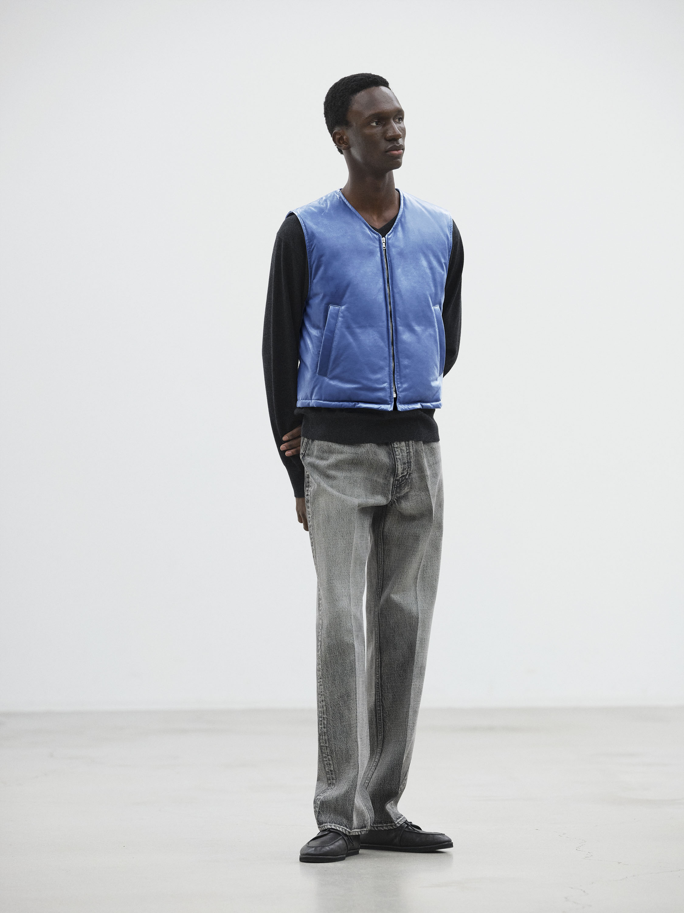 FINE CALF LEATHER DOWN VEST 詳細画像 ROYAL BLUE 2