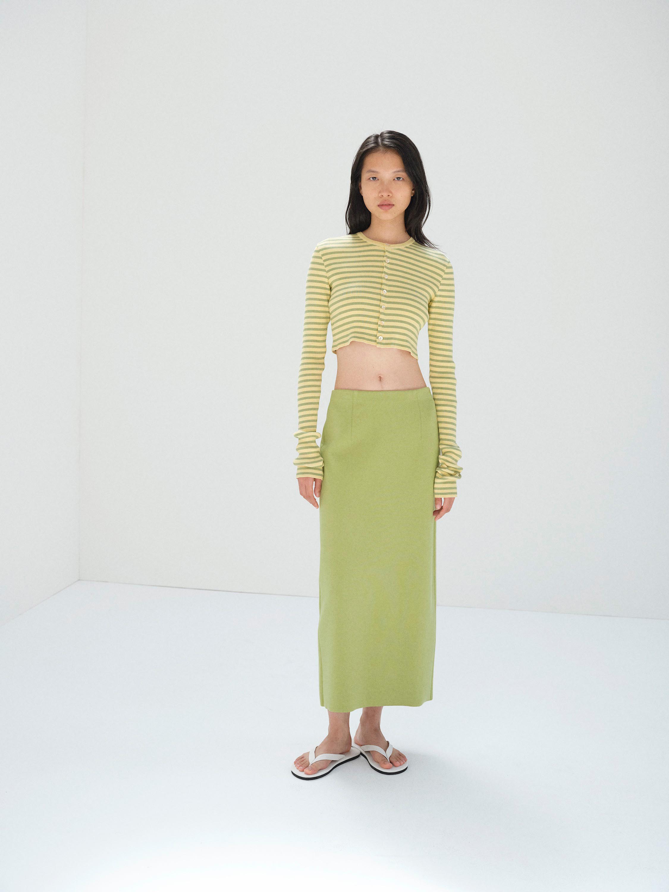 COTTON HIGH GAUGE RIB KNIT CROPPED CREW NECK CARDIGAN 詳細画像 LIGHT BEIGE &times; PALE GREEN STRIPE 2