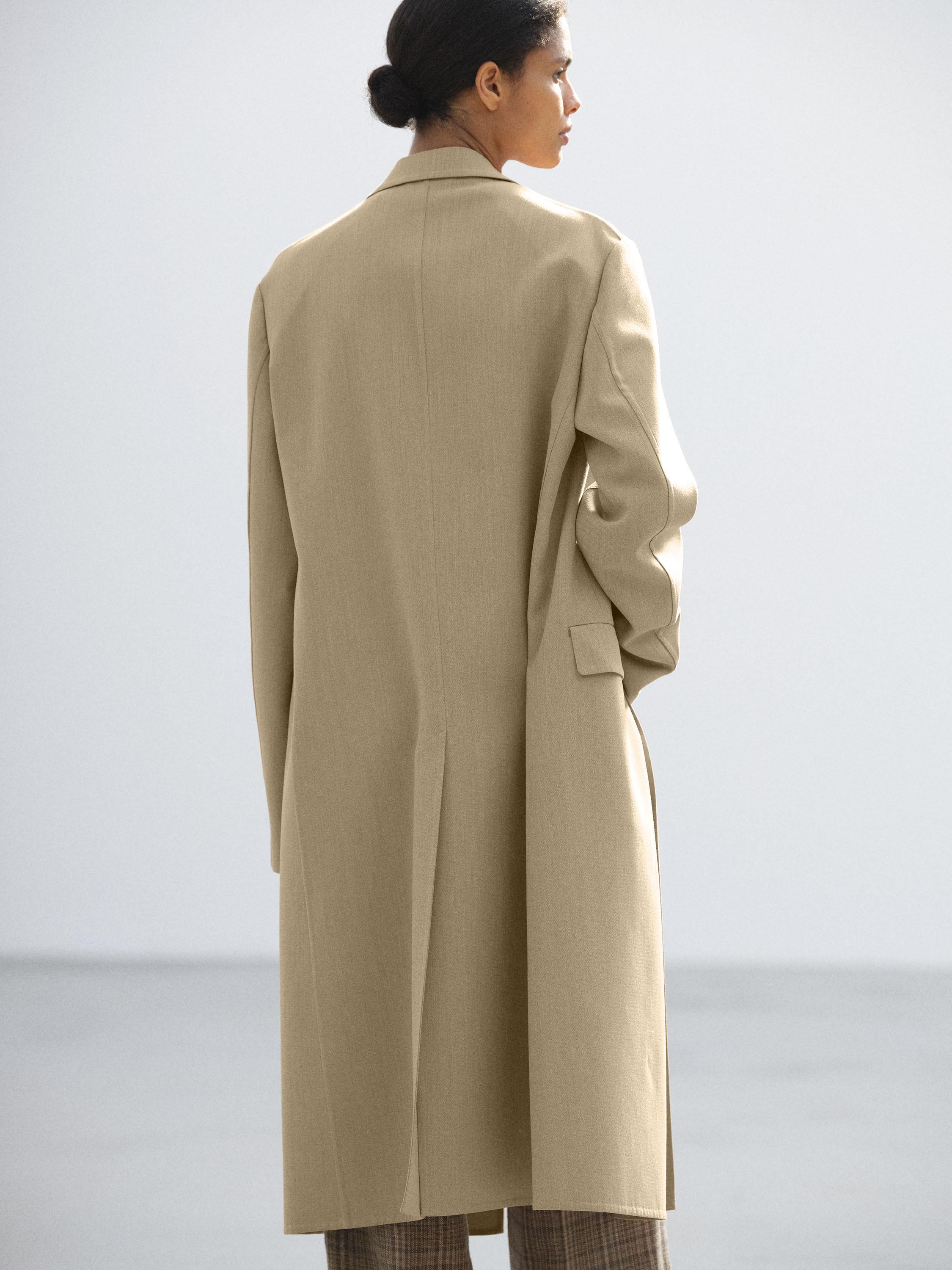 STRUCTURED WOOL GABARDINE HAND SEWN COAT 詳細画像 BROWN BEIGE 5