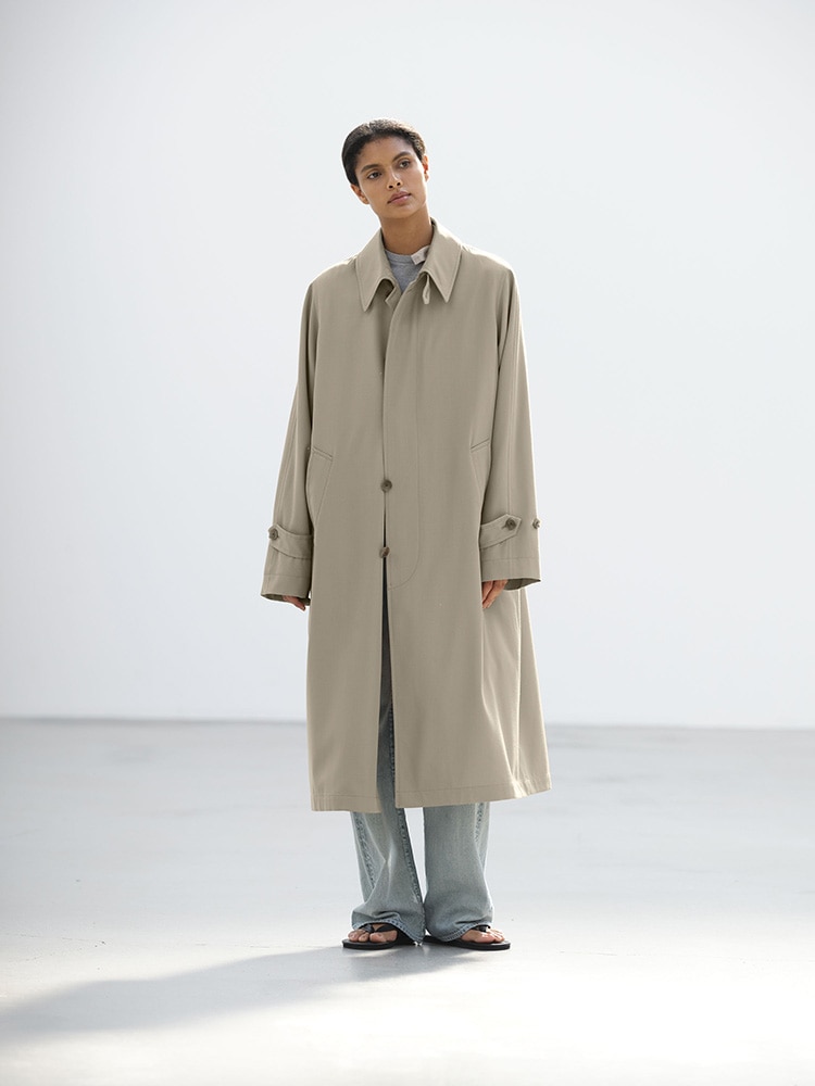 LIGHT WOOL MAX GABARDINE COAT