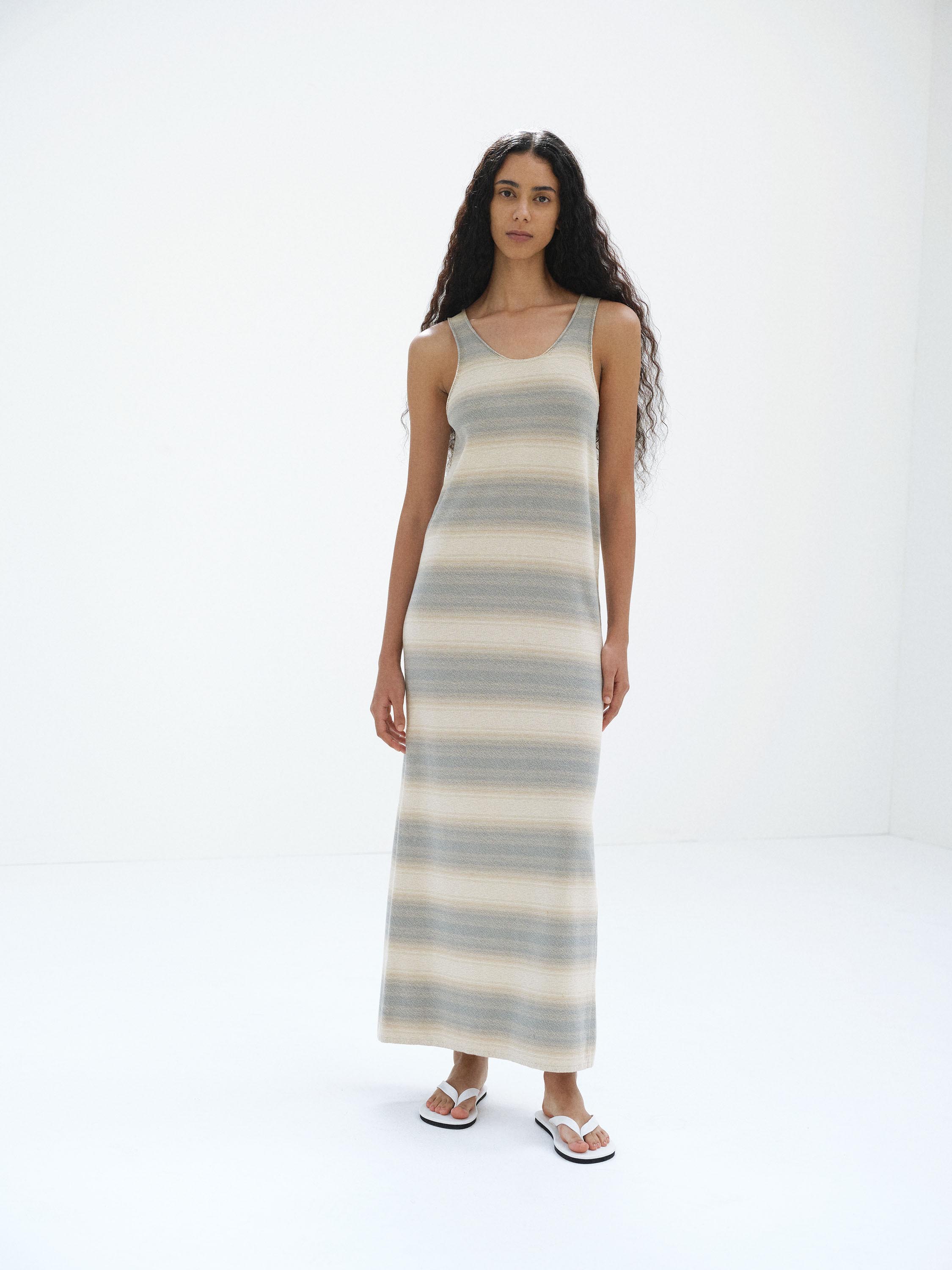 COTTON SILK GRADIENT STRIPE KNIT DRESS 詳細画像 BLUE BEIGE STRIPE 3