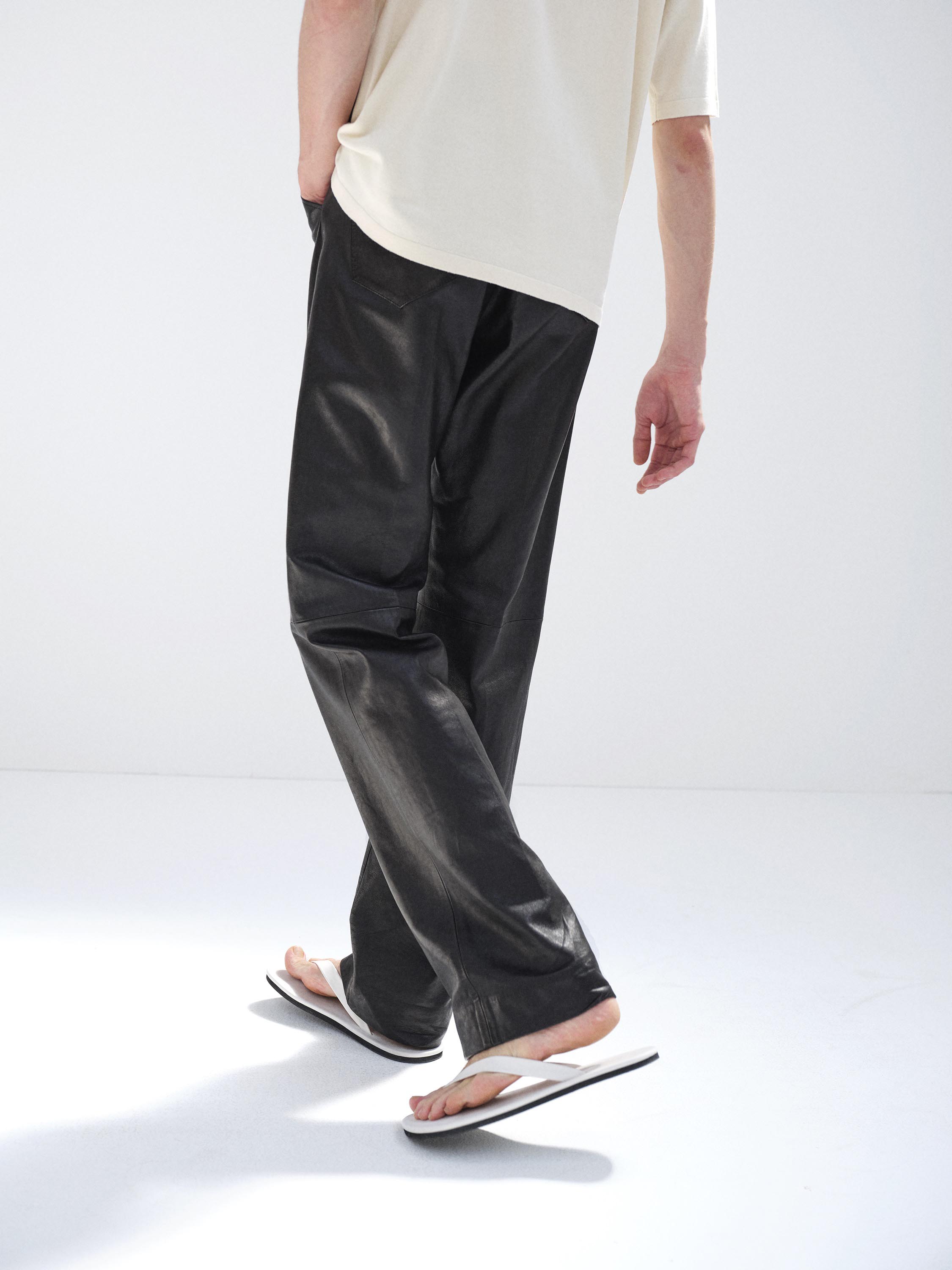 TEXTURED LAMB LEATHER PANTS 詳細画像 BLACK 4