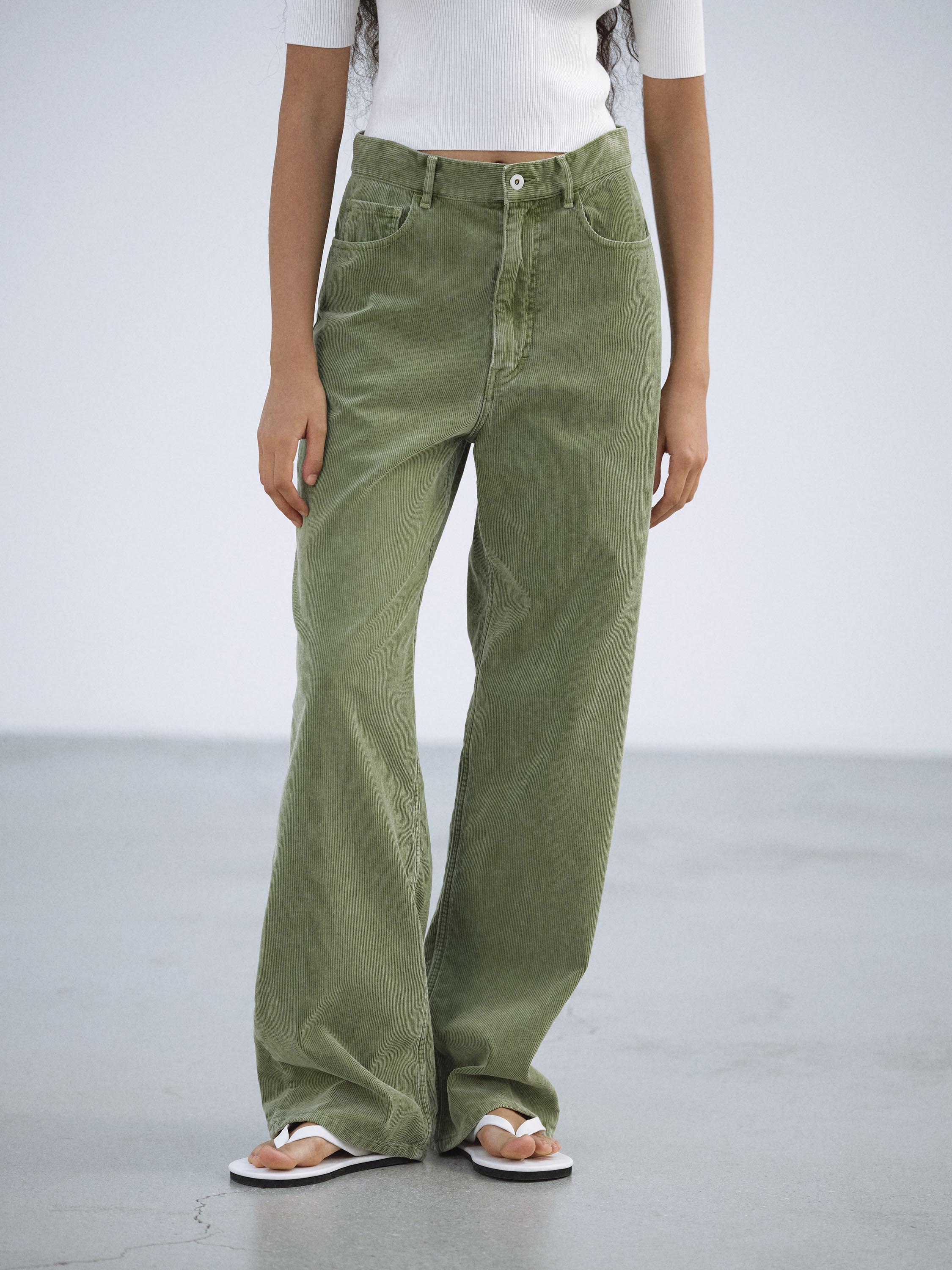 GARMENT-DYED FINX CORDUROY 5P WIDE PANTS 詳細画像 DUSTY GREEN 3