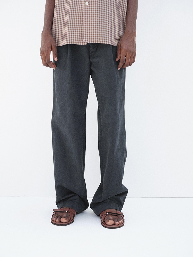 パンツ AURALEE P.DYED FINX CHINO ONE-TUCK PANTS GARMENT-DYED FINX LIGHT CHINO ONE-TUCK WIDE PANTS - AURALEE