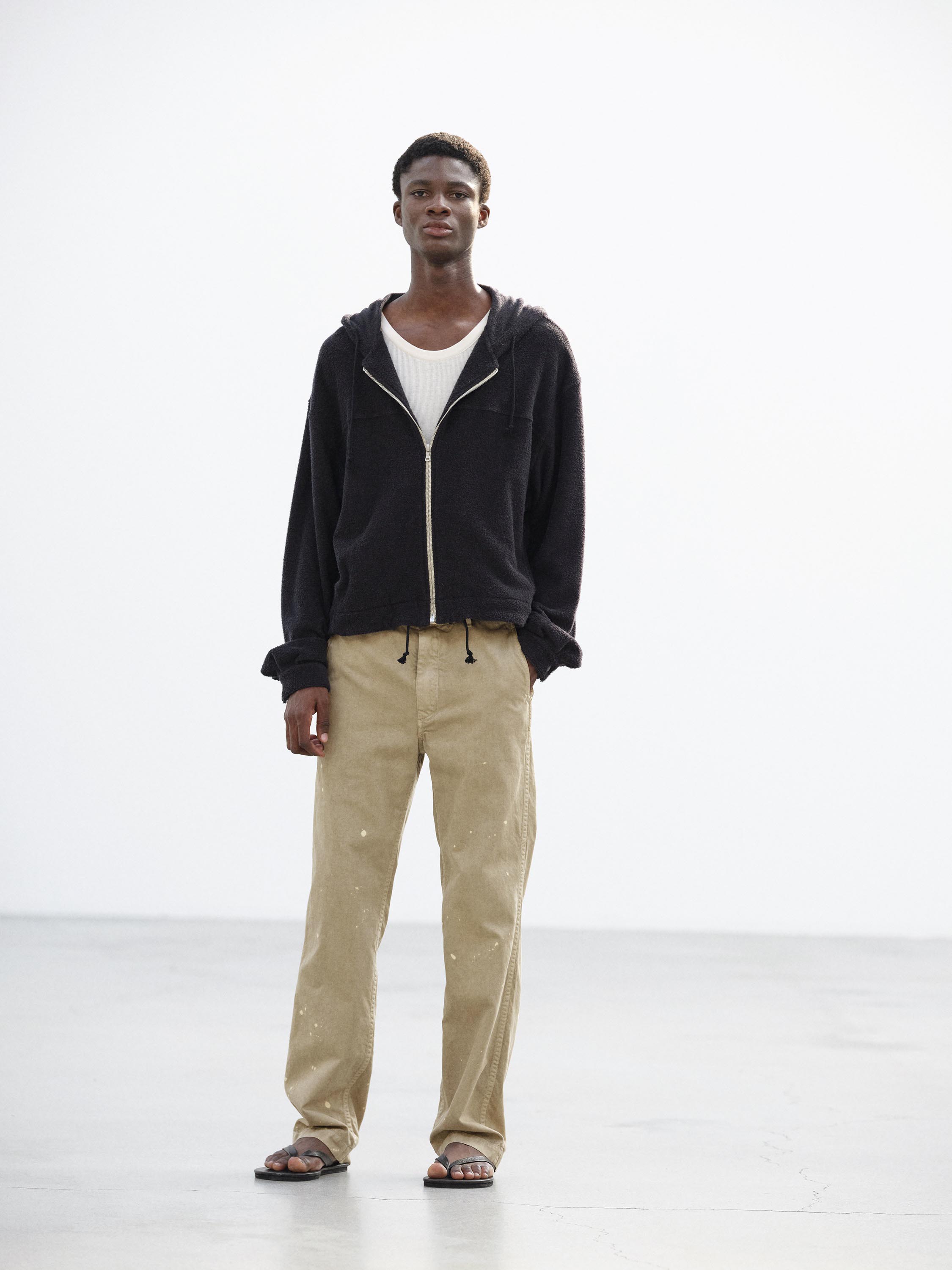 GARMENT-DYED FINX LIGHT CHINO PANTS