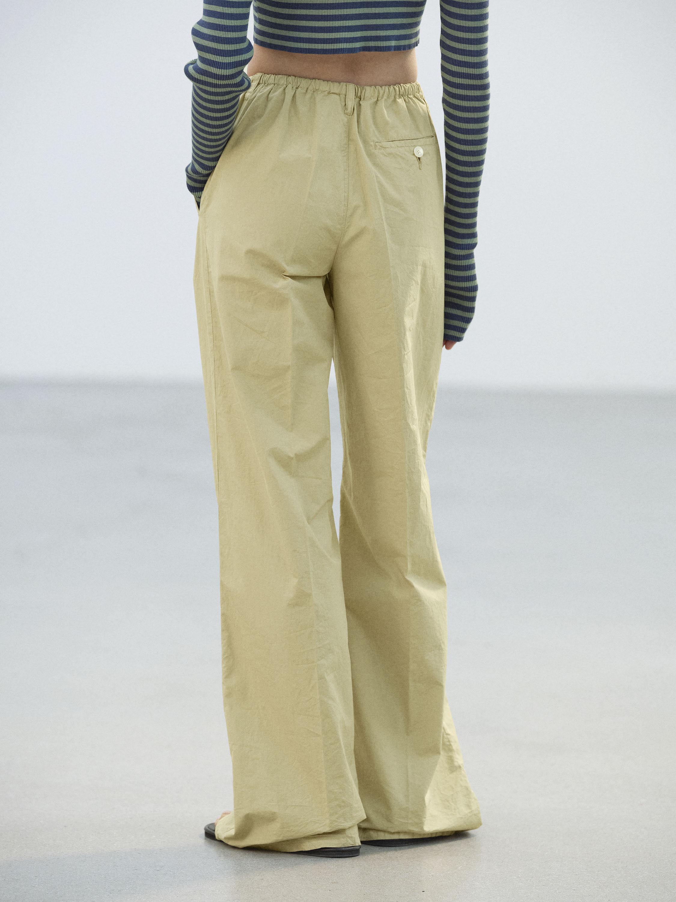 GARMENT-DYED FINX SHUTTLE WEATHER DRAWSTRING PANTS 詳細画像 KHAKI BEIGE 4