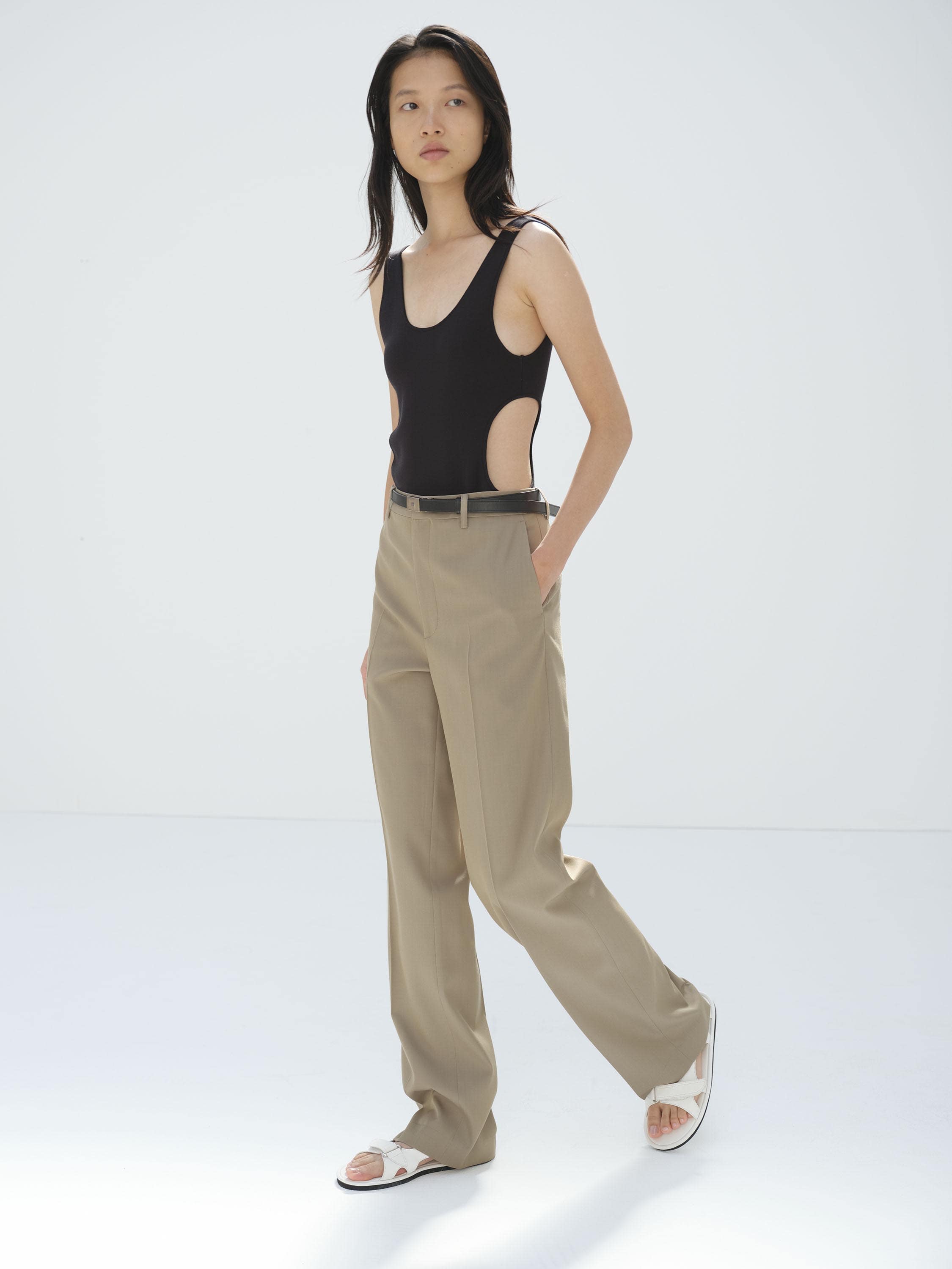 LIGHT WOOL MAX GABARDINE SLACKS 詳細画像 KHAKI BEIGE CHAMBRAY 3