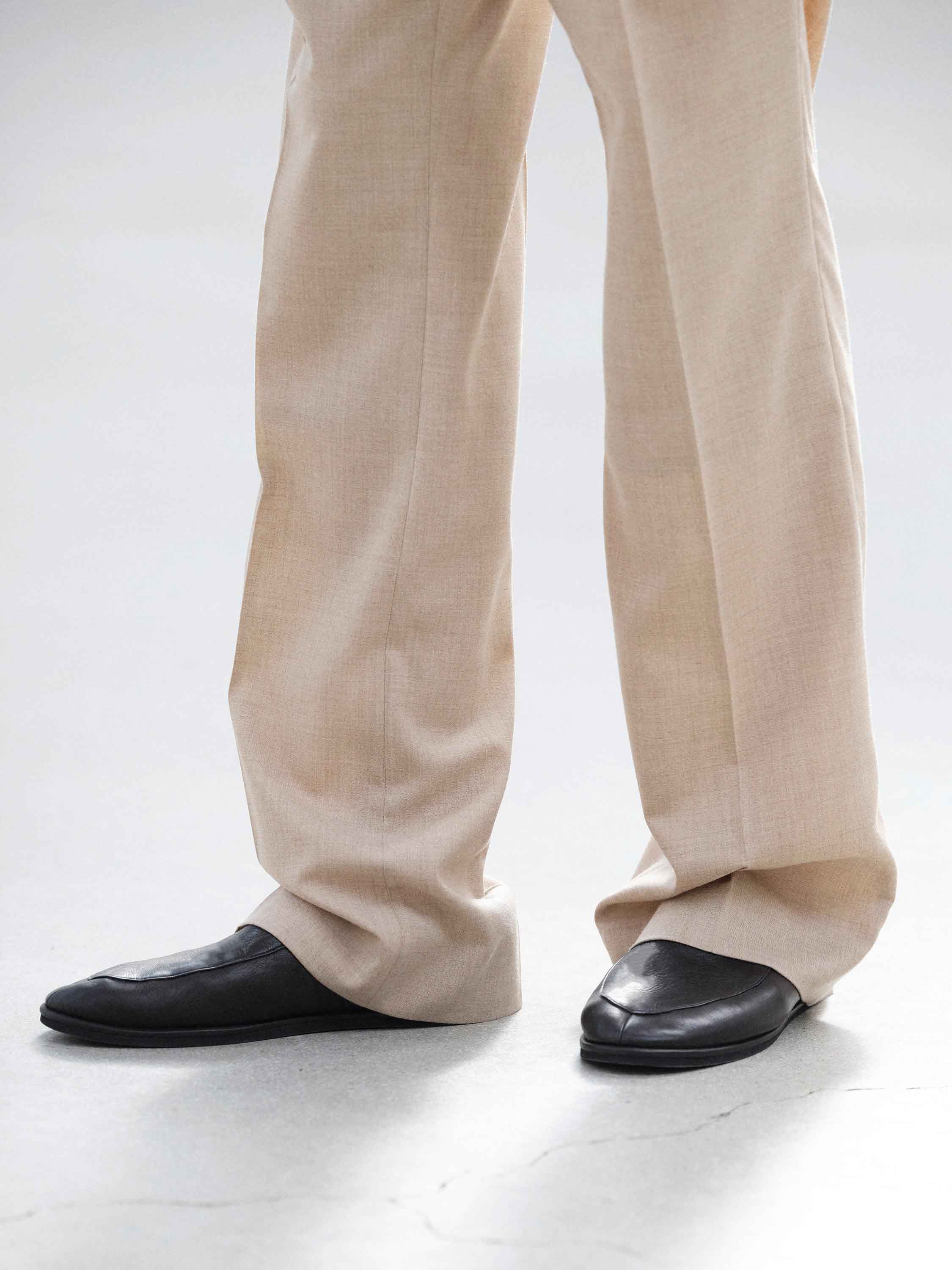 SOFT LEATHER LOAFERS 詳細画像 BLACK 4