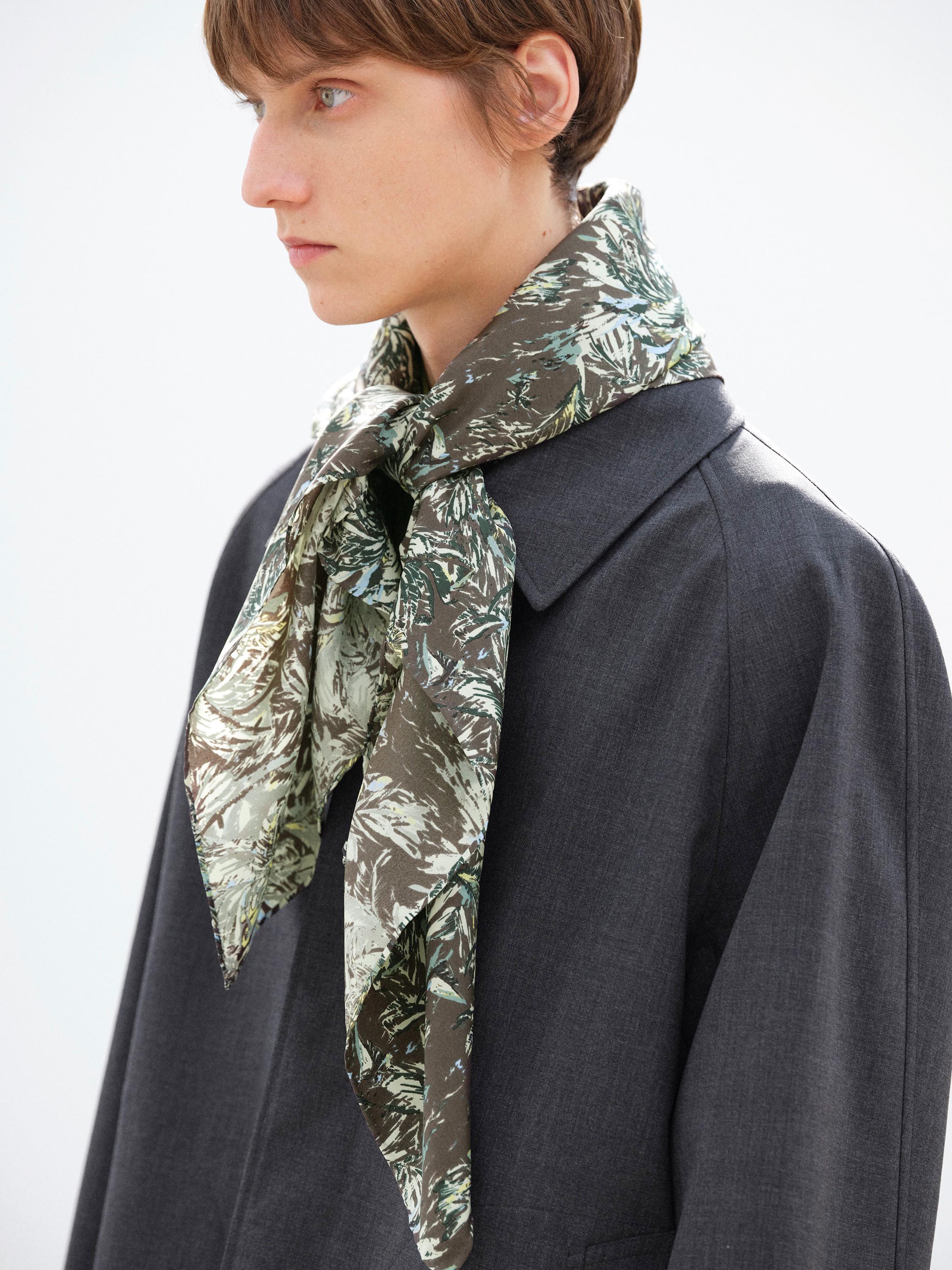 PRINTED AIRY SILK SCARF - LARGE 詳細画像 DARK BROWN 2